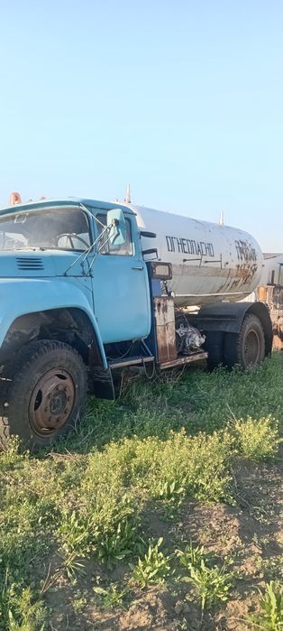 Автогазозаправщик.