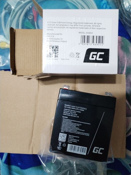 Defibrilator bifazic cu monitor, necesita scimbarea chopper-lui