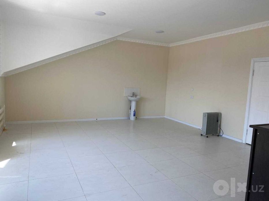 300 m² bino 2-qavatda ijaraga beriladi
