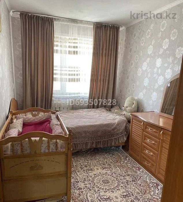 Продам 4 комн 18мкр