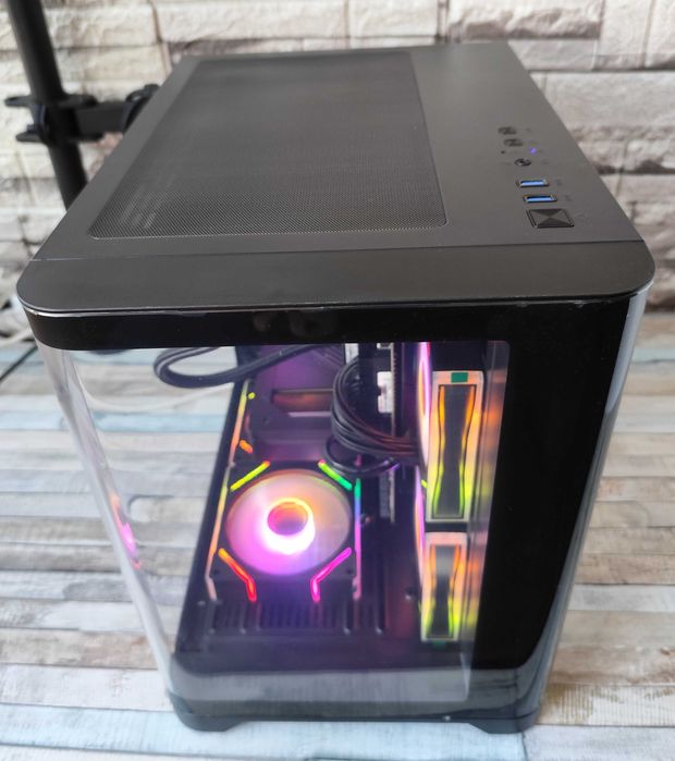 Calculator / PC Gaming AM4 sau Setup complet - Ryzen 5 5600 + RTX 5060 + 16GB RAM + Cadou
