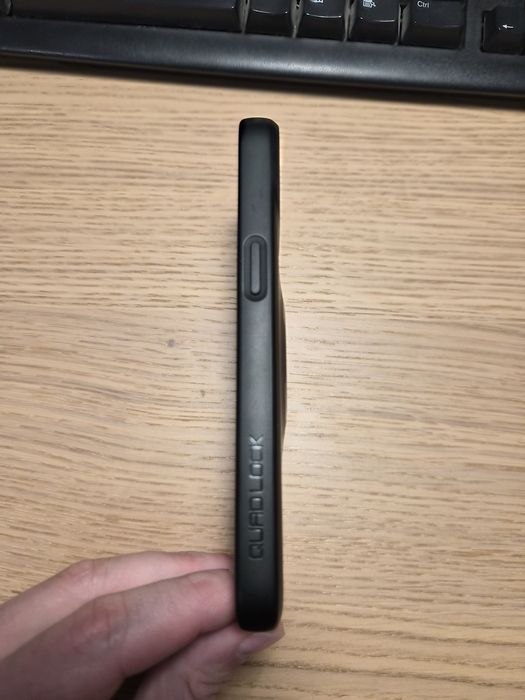 Husa Quadlock pentru iPhone 13