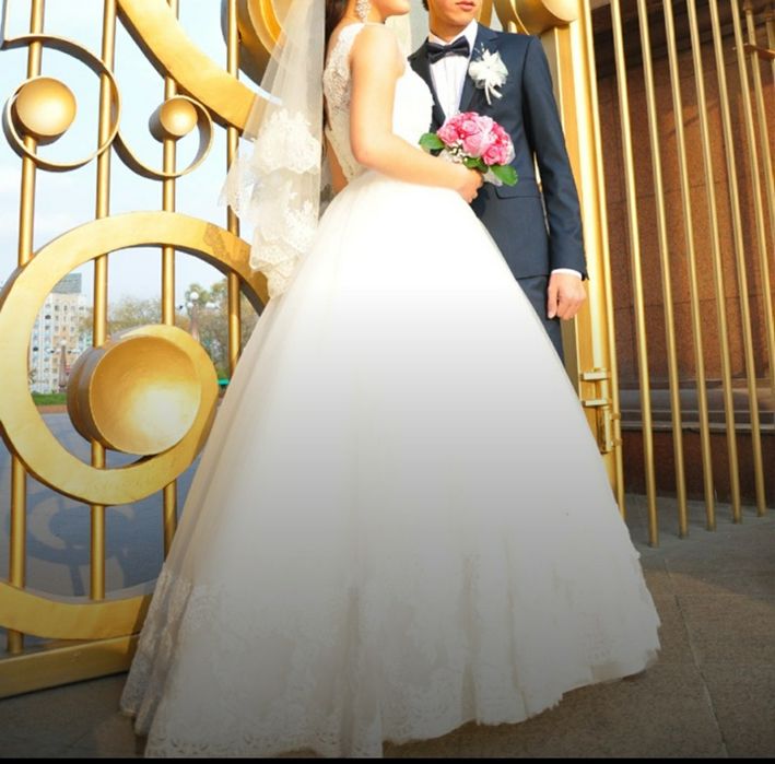 Свадебное платье