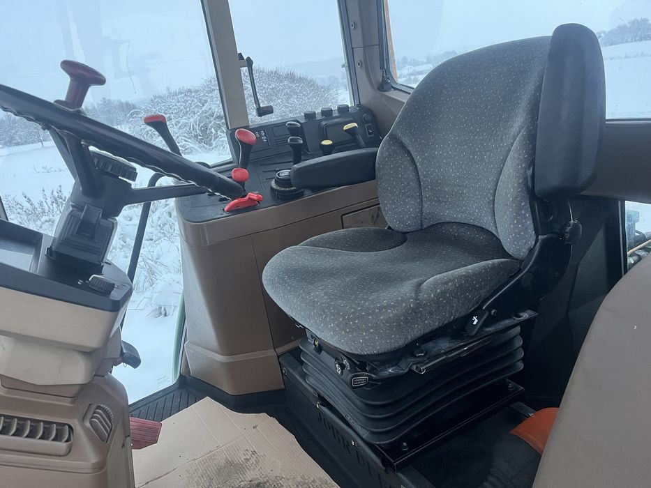 Tractor john deere 6800