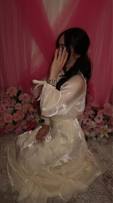 Продам срочно платье