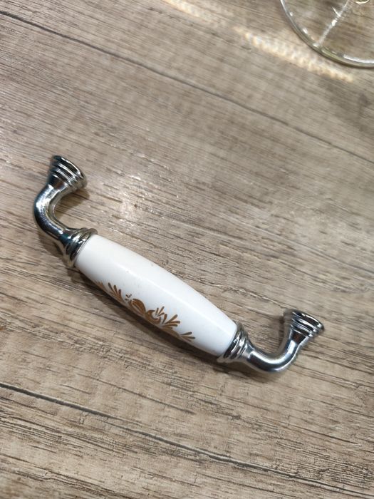 Ретро дръжка порцелан