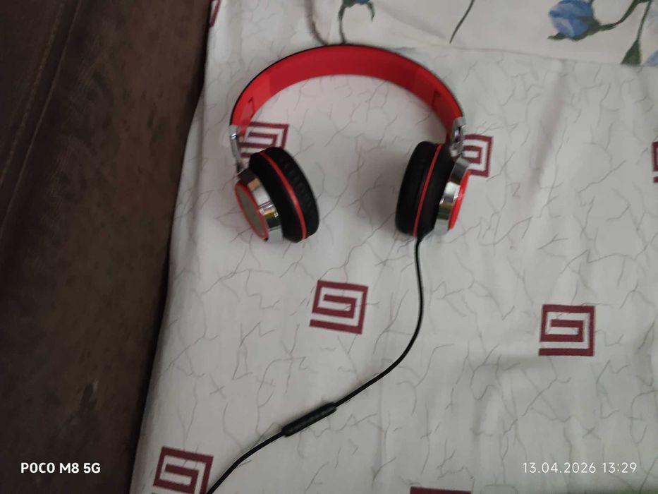 Наушники хорошиее