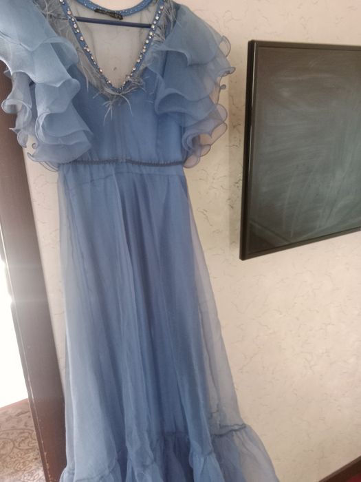 Көгілдір түсті көйлек