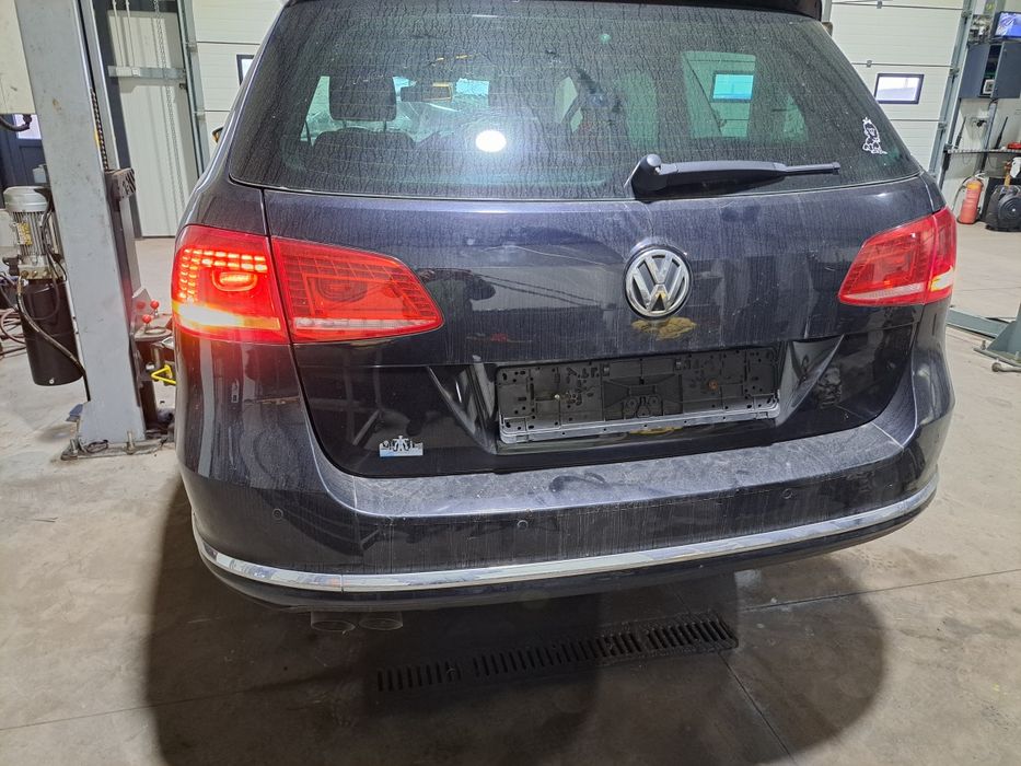 Vând stopuri led spate VW Passat B7 model break