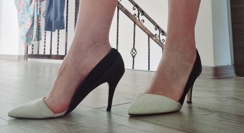 Pantofi toc mediu Miss Selfridges 38