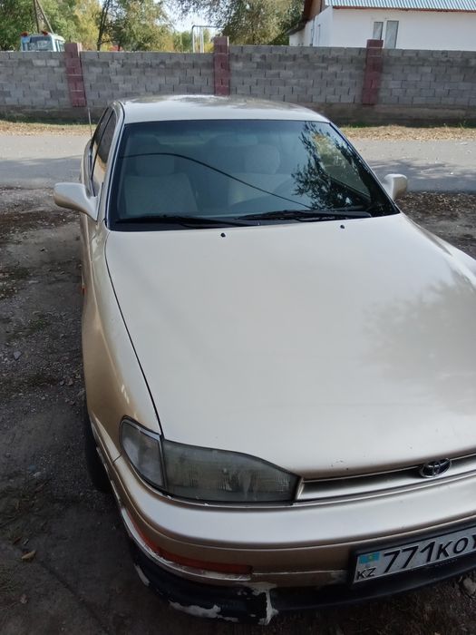 Продается тоета камри 2.2