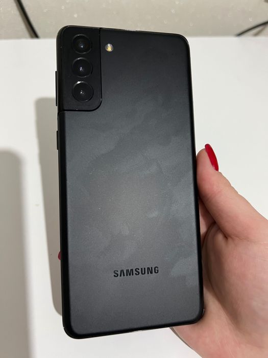 Телефон Samsung s 21