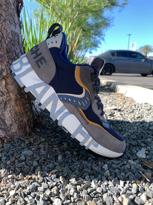 Voile Blanche • •