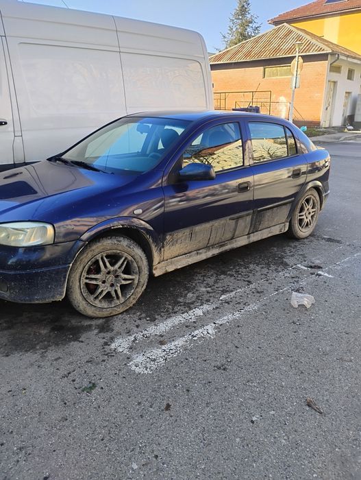 Vând mașina Opel Astra G