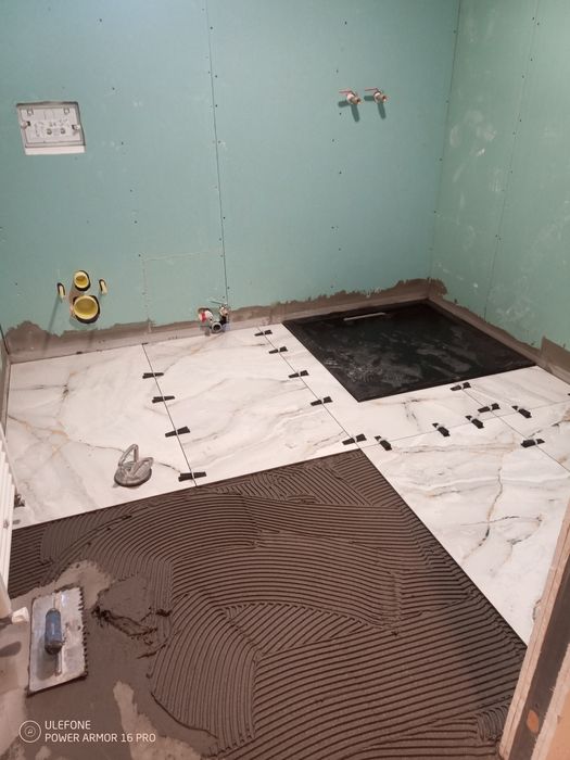 Instalator sanitar,termic.Electrician