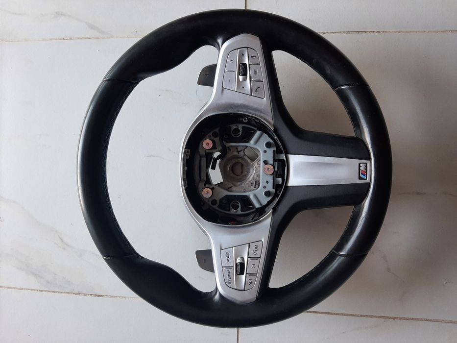 Vând Volan M BMW seria 7 g11 original