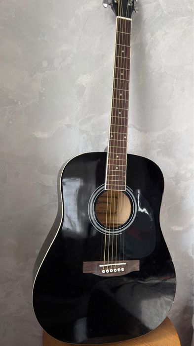 продается Гитара