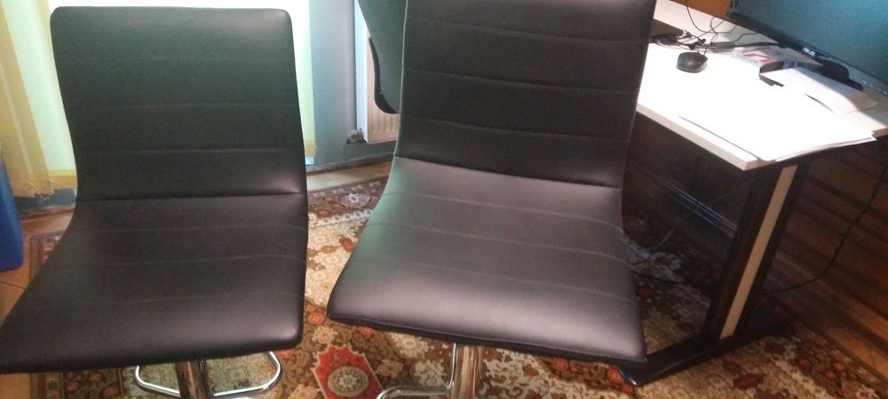 vand 2 scaune de bar