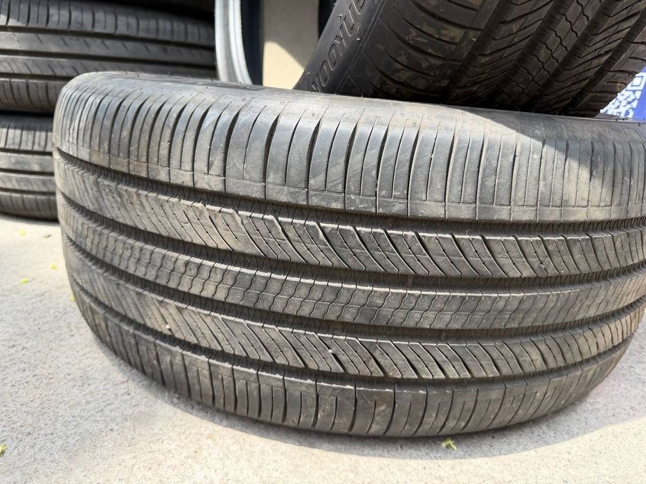 265/40/R21 hankook ion evo