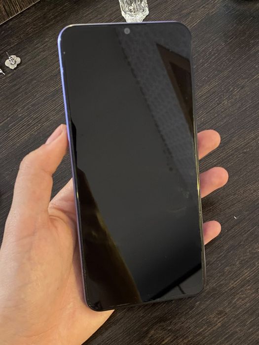 Vivo Y17s . Торг уместен