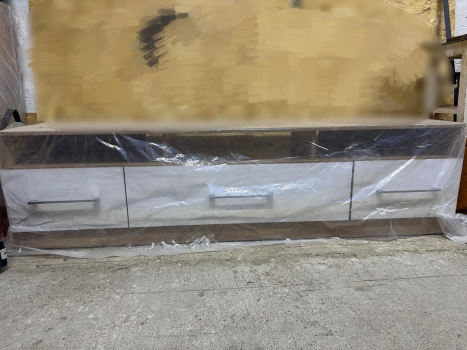 Тумба под телевизор