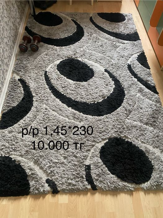 Продам ковер! В хорошем состояние!