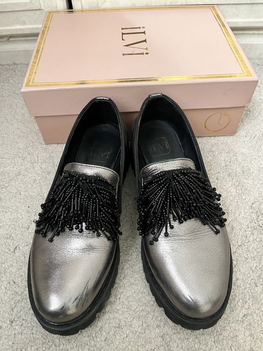 Нарядные батрнки с бусами