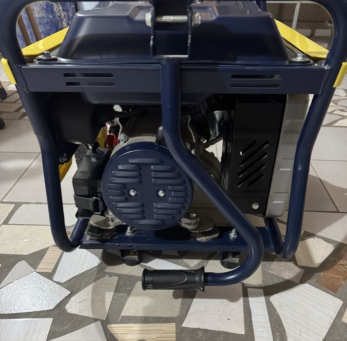 Dvijok generator 3.5кв benzin + dostavka