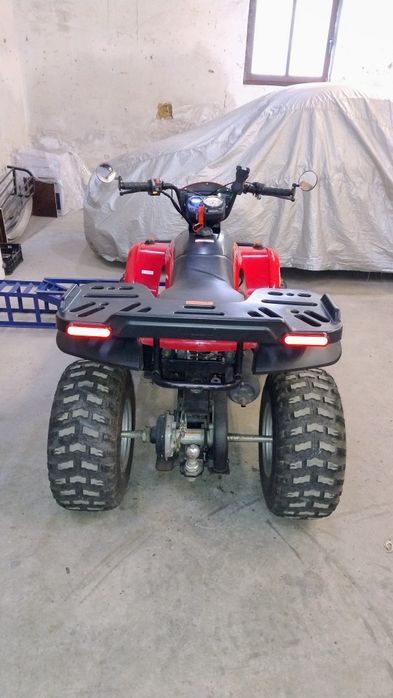 Vând e- ton yukon 150 cm in stare foarte buna