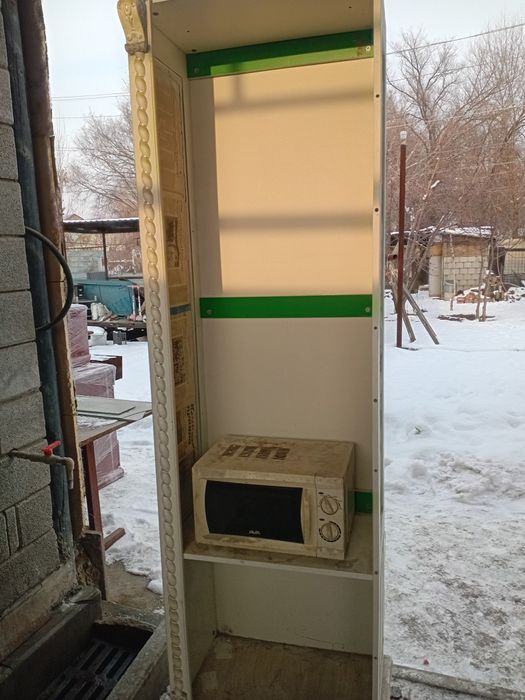 Двери шкаф,даром