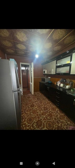 5 хонали квартира сотилади. 3та балконли