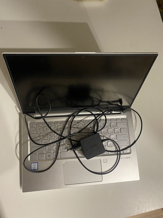Asus Vivobook s13 X330FA Продам