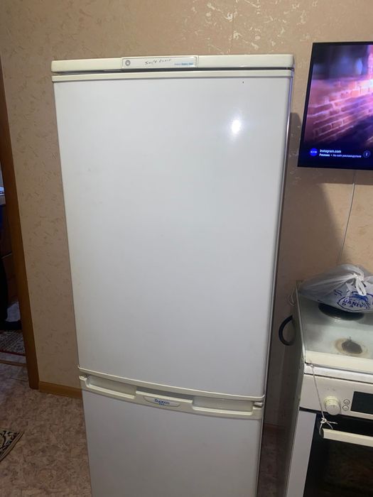 Продам холодильники