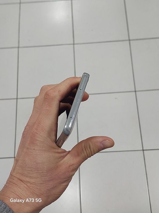 Мобильный Телефон