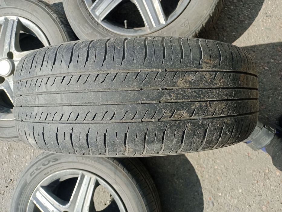 Продам шины с дисками на 14,