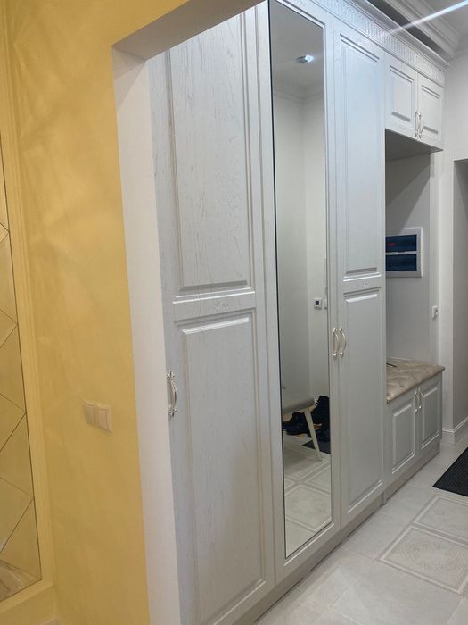 Прихожая шкаф...