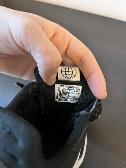 Детски маратонки Адидас за момче 25номер