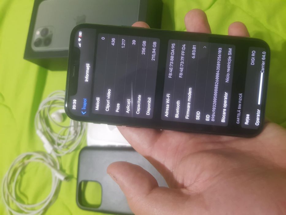Vand iphone 11 pro ca nou 256gb