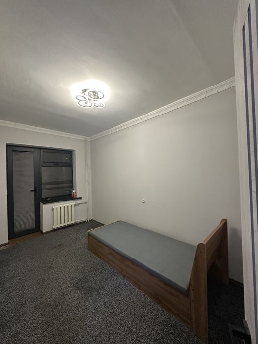 Сдается в аренду квартира 3-х комнатная переделаная под 4-х комнатную