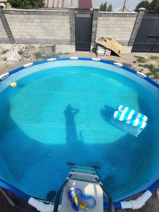 Продается бассейн интекс 4,57х1,22