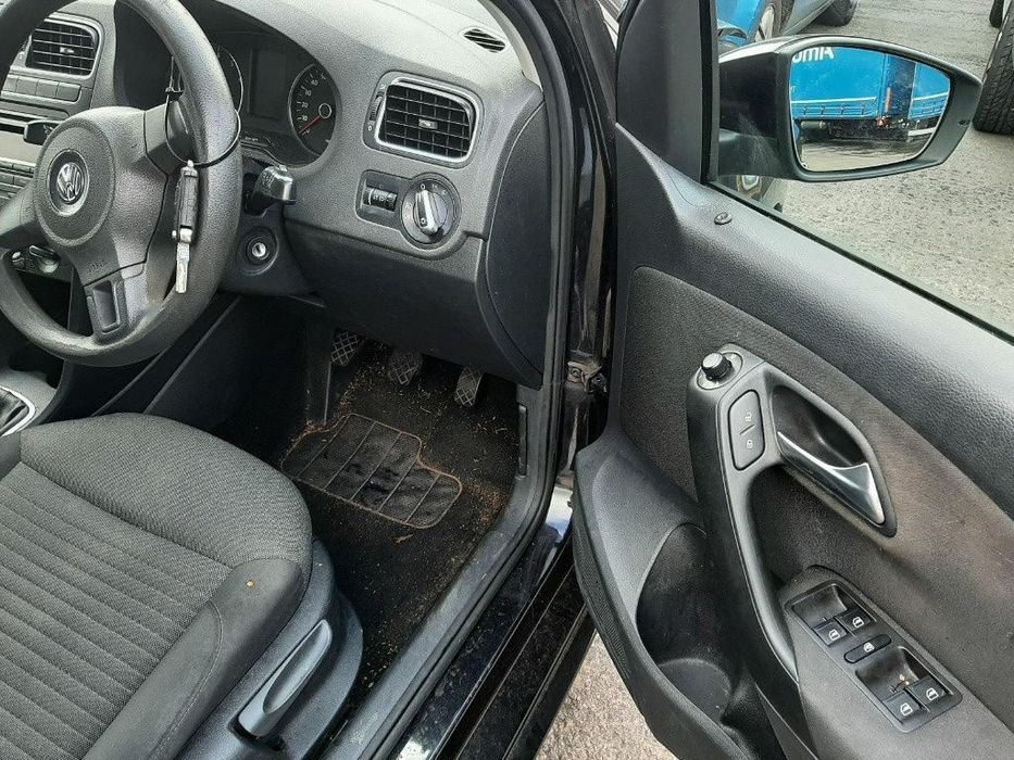 Haion Volkswagen Polo 6R 2011 Hatchback 1.2 i