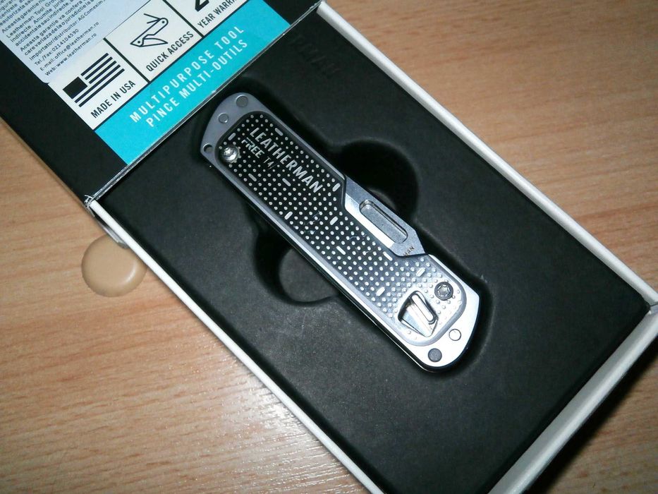 Multitool EDC Leatherman Free T4 in cutie