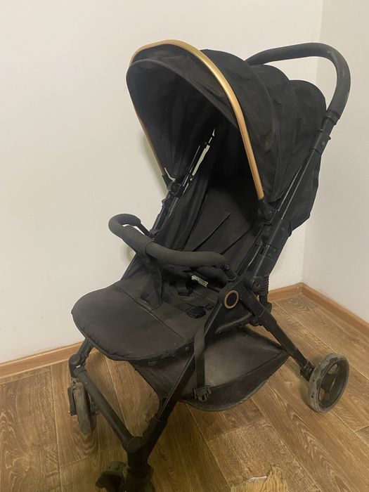 Коляска детская состояние хорошее