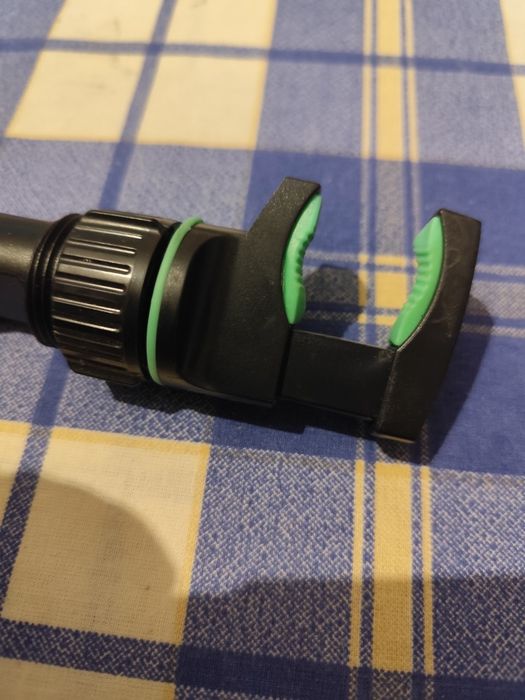 Автомобилна стойка за смартфон