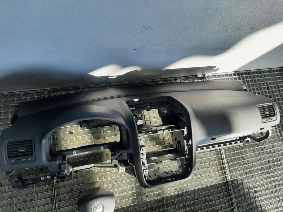 kit plansa bord vw golf 5 1k1857181a