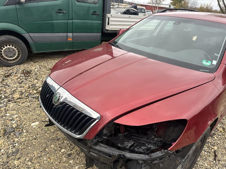 Преден капак за Шкода Октавия 2008-2013г