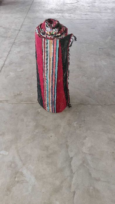 Тъкани битови черги