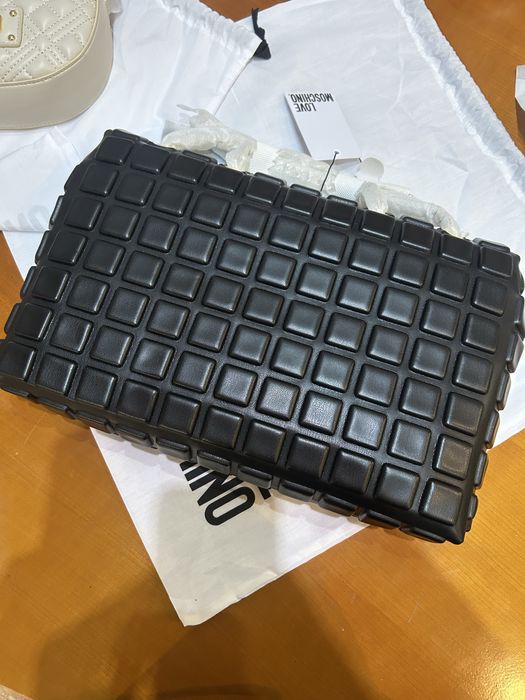 Луксозни Чанти Love Moschino