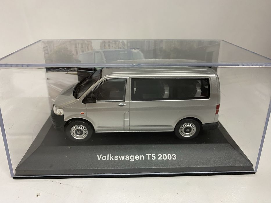 VOLKSWAGEN T5 an 2003 machetă auto scara 1:43 (11 cm) IXO/Altaya