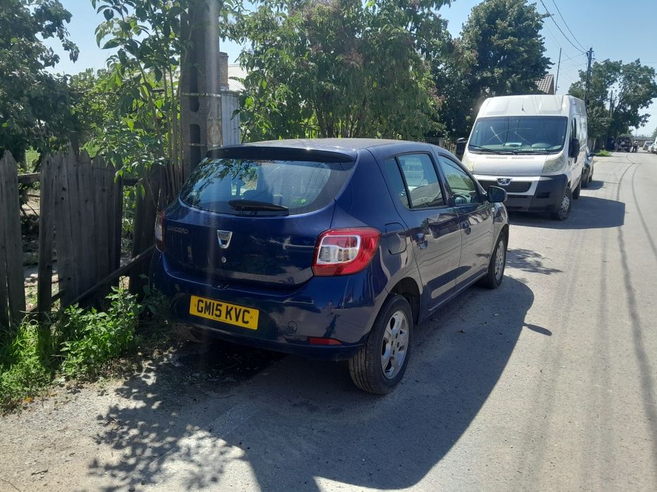 Dezmembrez DACIA Sandero 2015 15 Diesel
